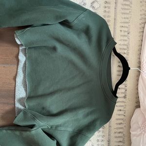 Cropped sweatshirt